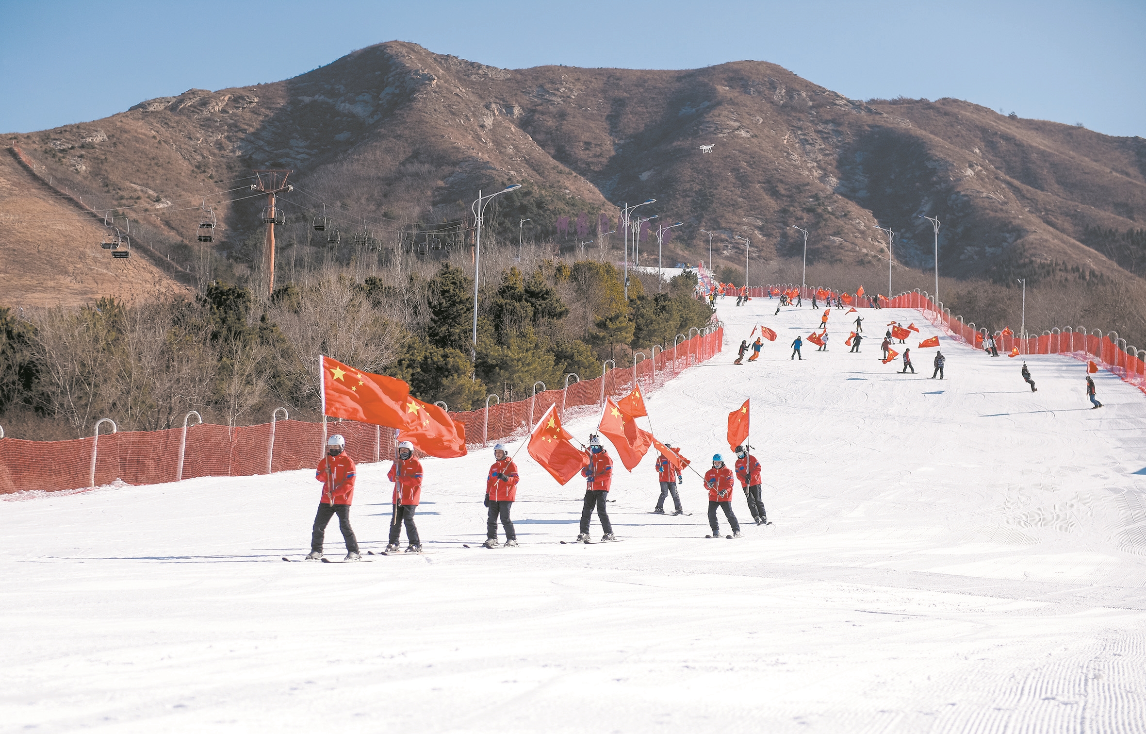 享受着寒冷中的速度与激情,这里就是国家aaa级旅游景区营口何家沟滑雪